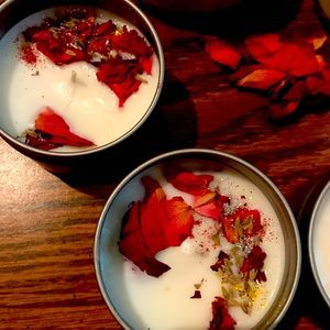 Real lavender buds and Rose petals candle